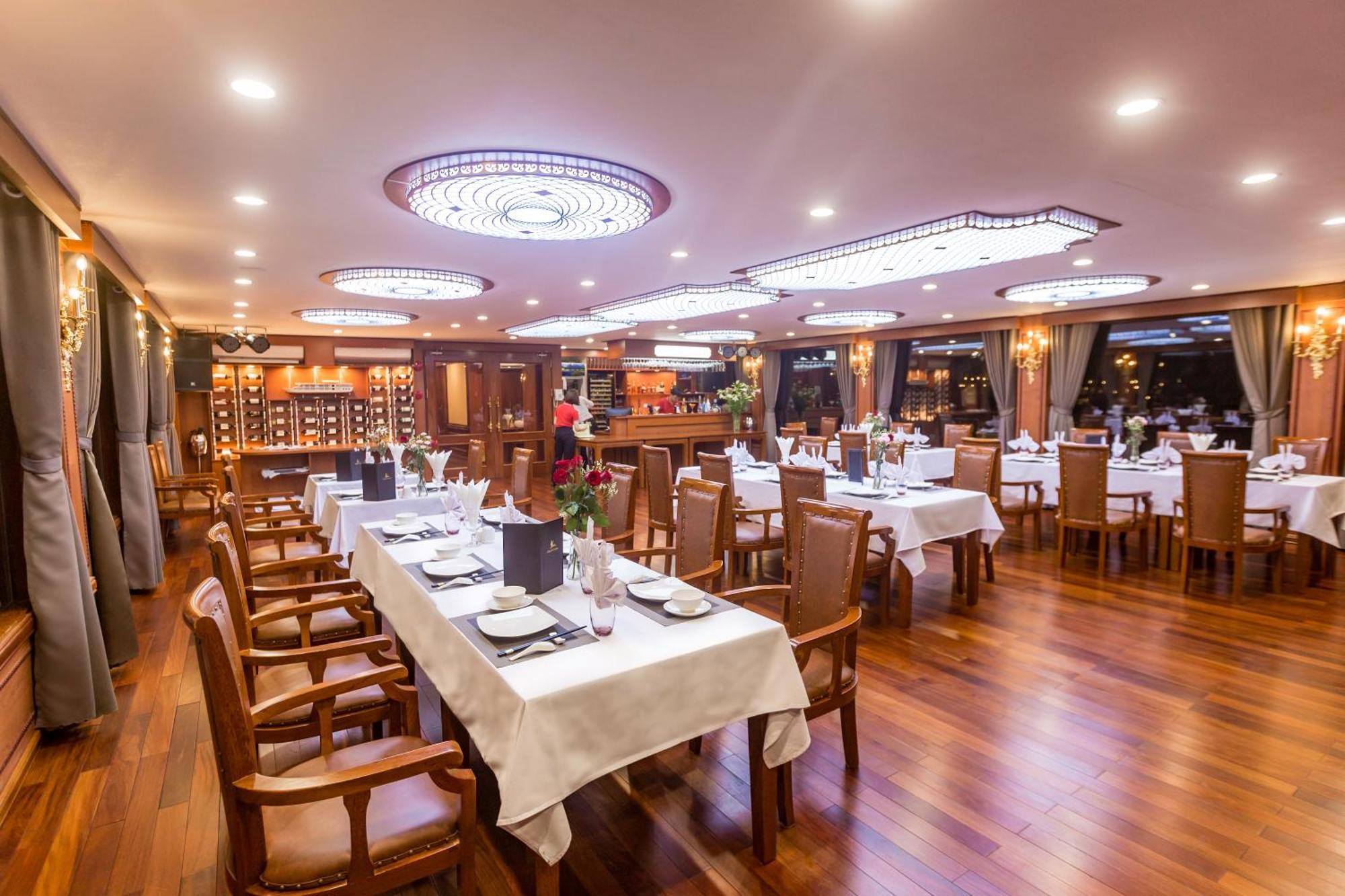 Hotel Le Journey Elegance Cruise Ha Long Esterno foto