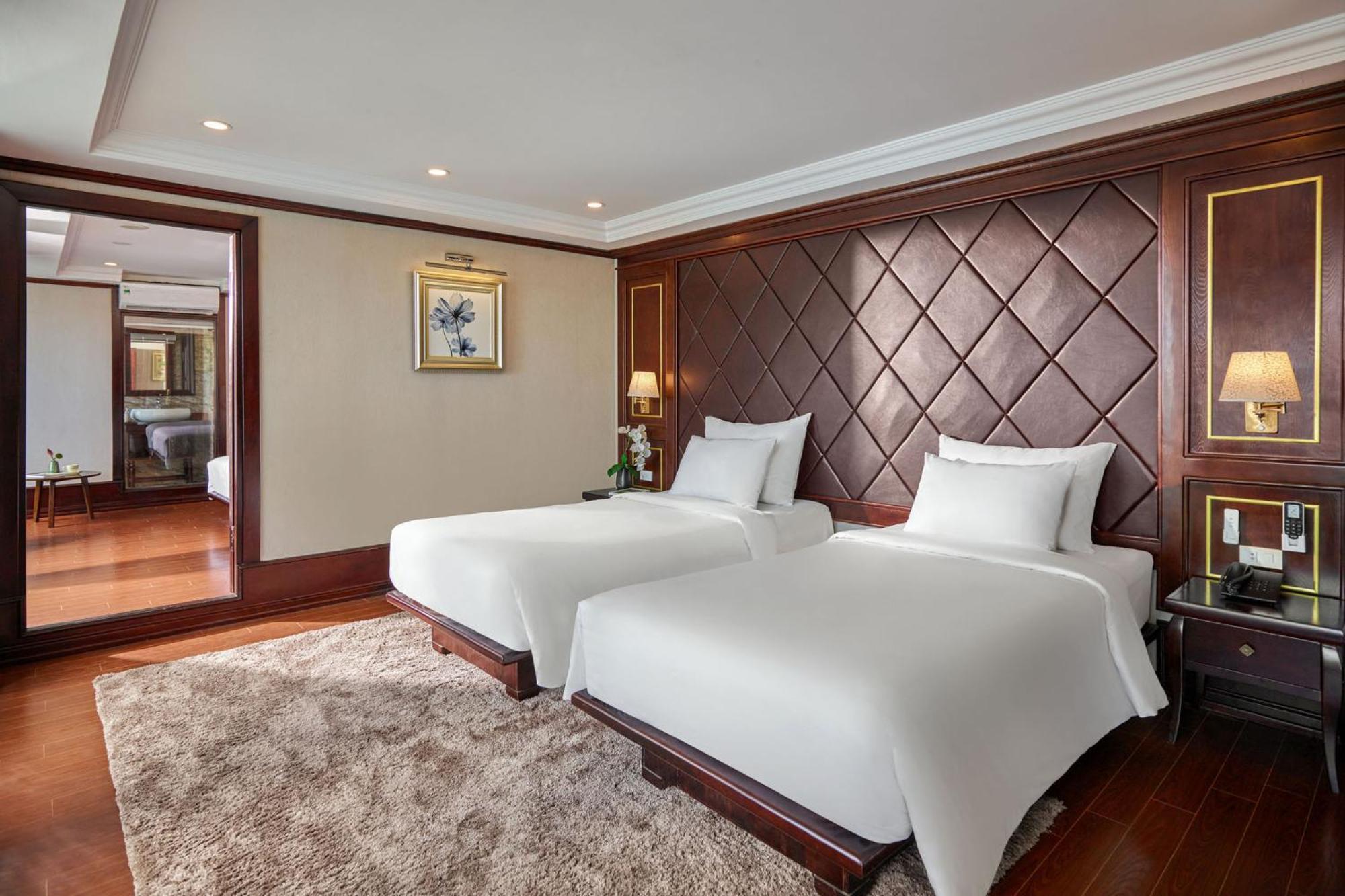 Hotel Le Journey Elegance Cruise Ha Long Esterno foto