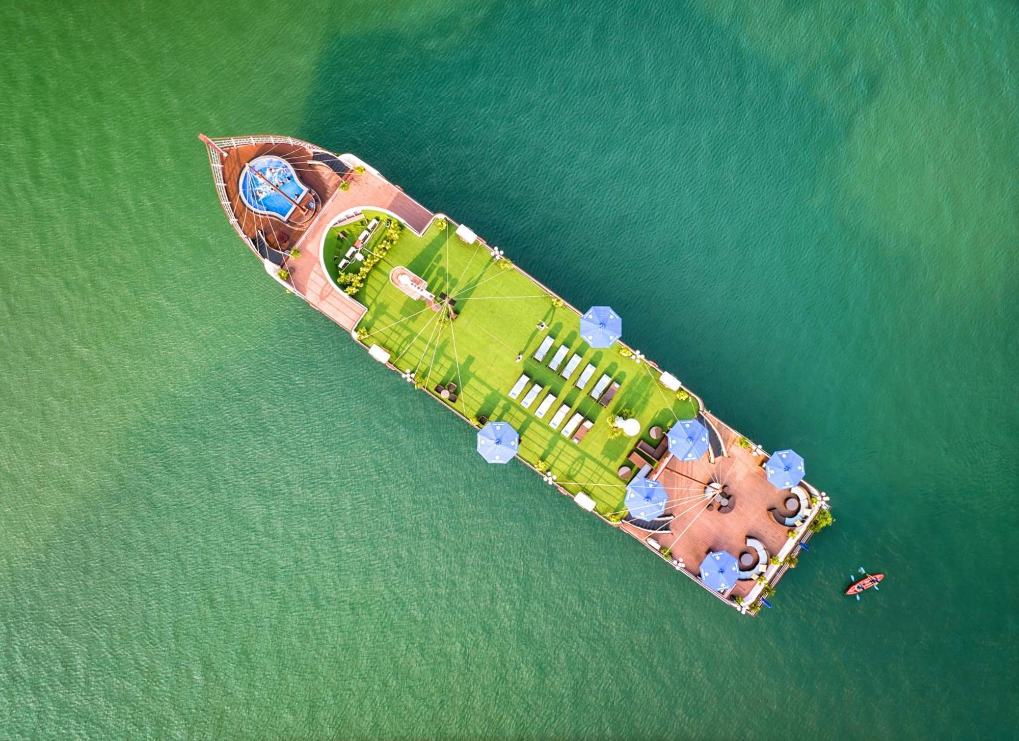 Hotel Le Journey Elegance Cruise Ha Long Esterno foto
